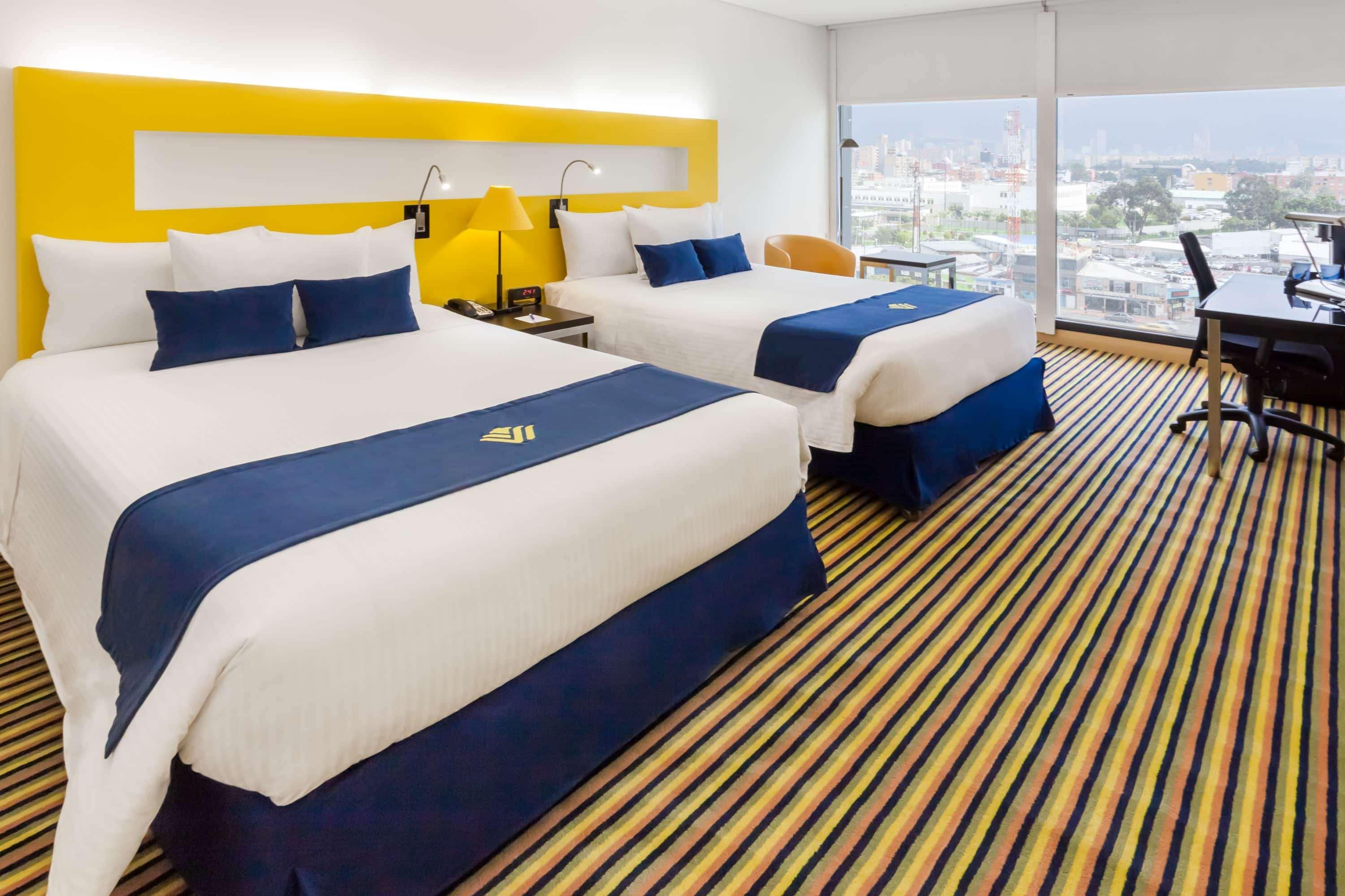 Wyndham Bogota Hotell Exteriör bild A typical room at the hotel