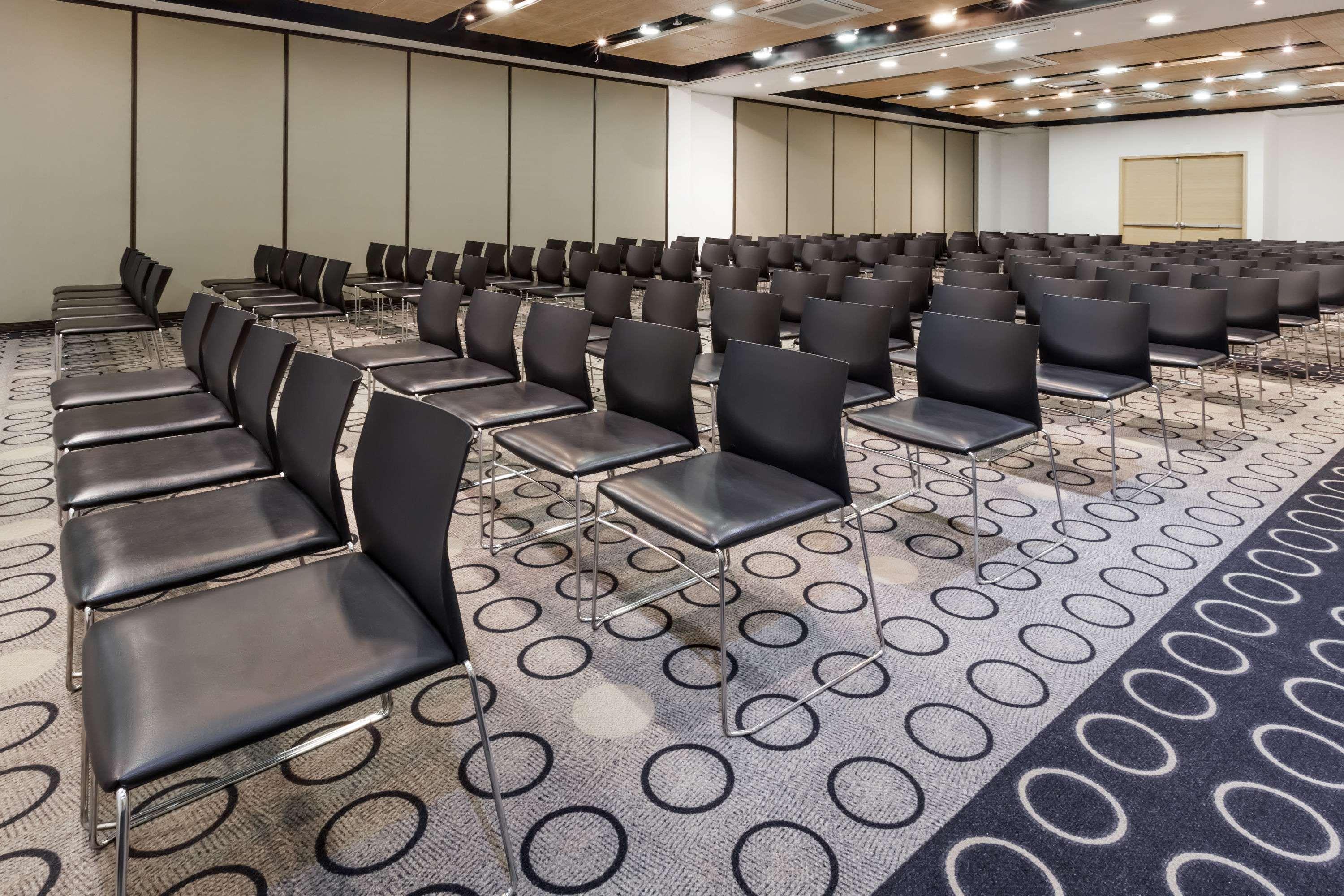 Wyndham Bogota Hotell Exteriör bild The Auditorium