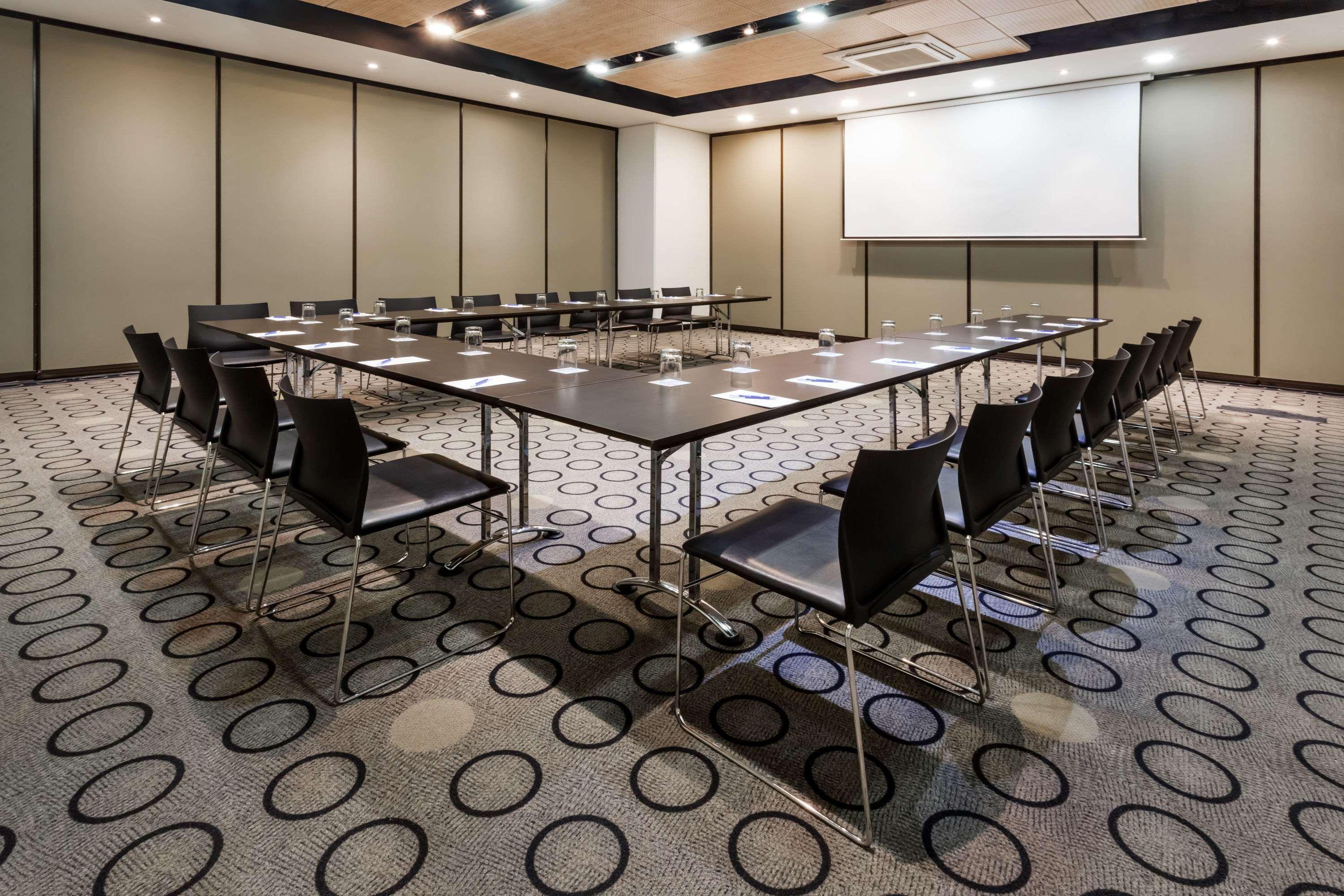 Wyndham Bogota Hotell Exteriör bild Meeting room