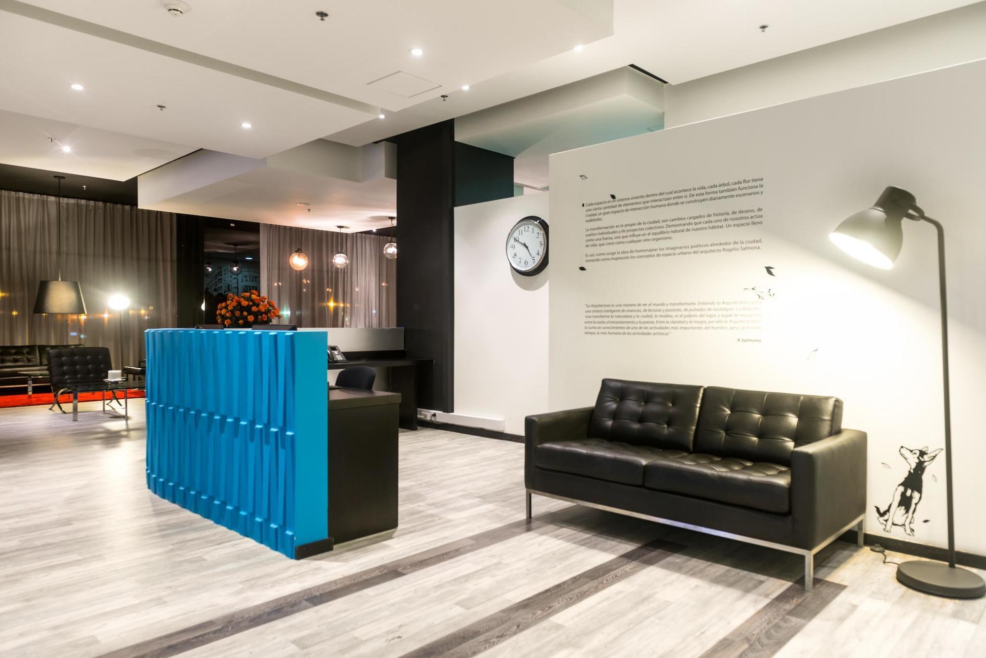 Wyndham Bogota Hotell Exteriör bild Laminate flooring