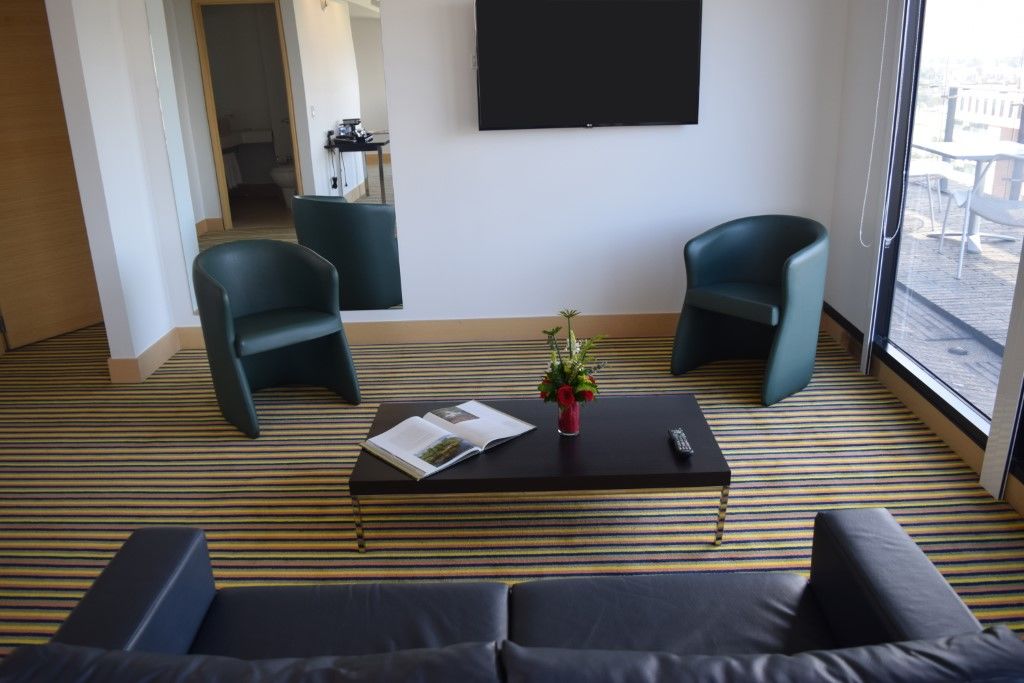 Wyndham Bogota Hotell Exteriör bild A room at the hotel
